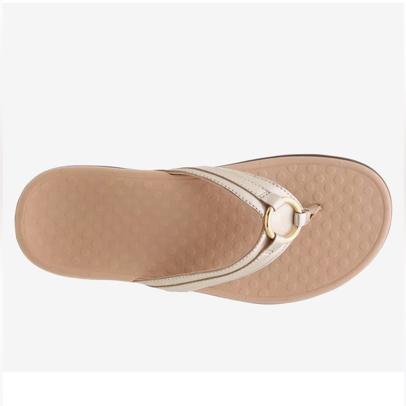 Brand new Champagne/Gold Metallic Vionic Tide Aloe Flip Flop, Size 10 - Picture 3 of 7